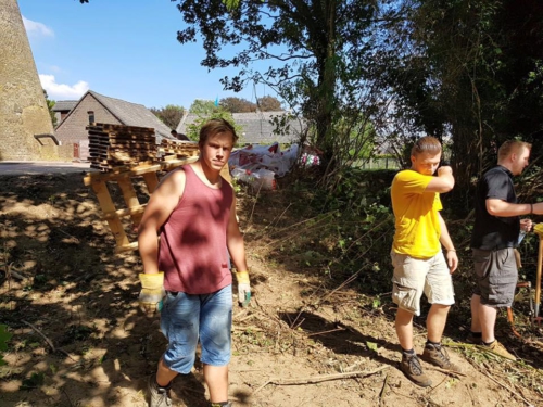 14199492 1189921894380482 8893479286697190771 n